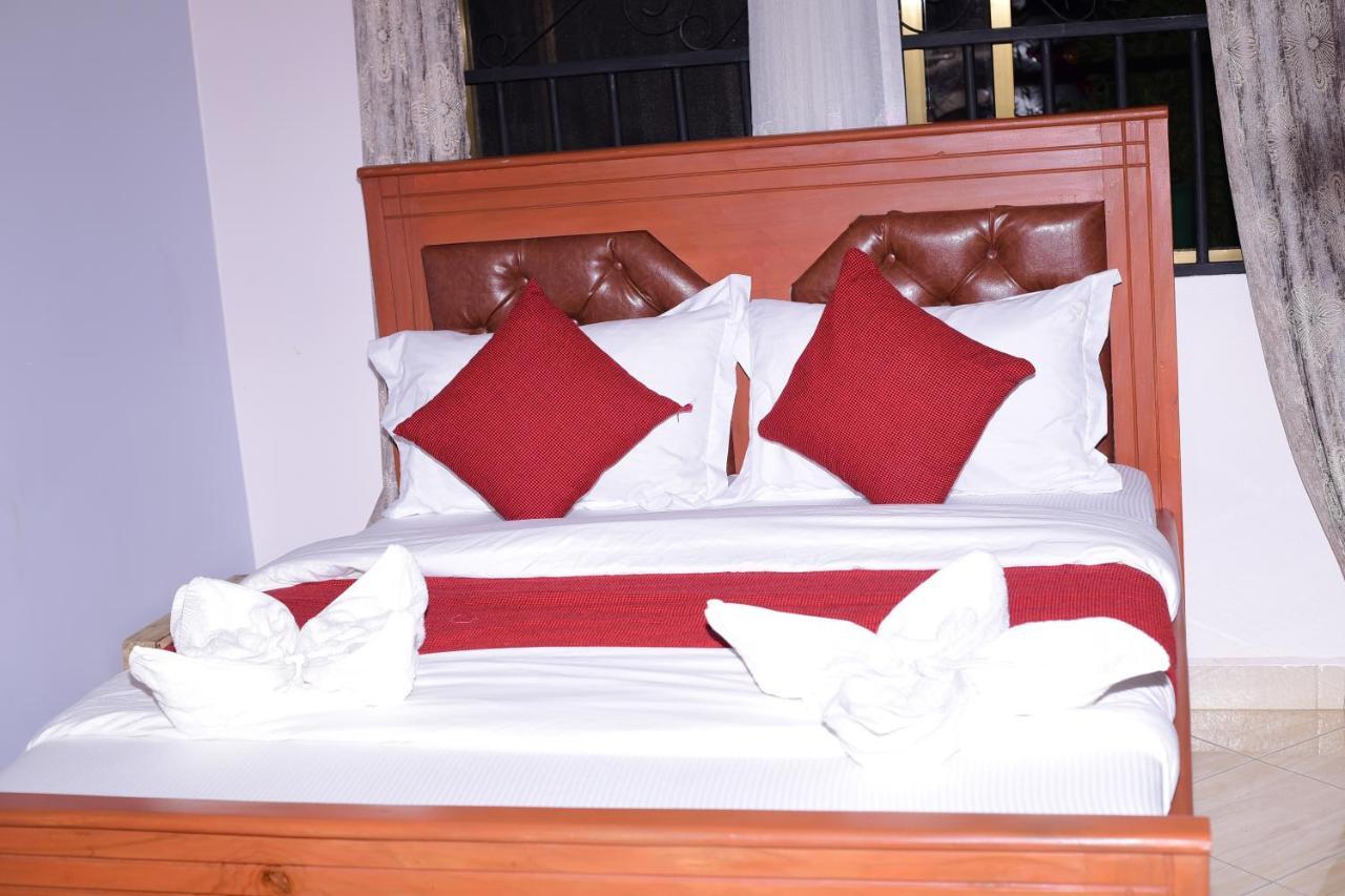 Safari Park House Bed & Breakfast Arusha Exterior foto